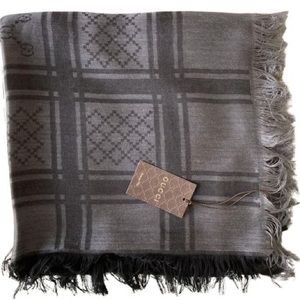 NEW Gucci Gray Black Shawl Scarf Wrap